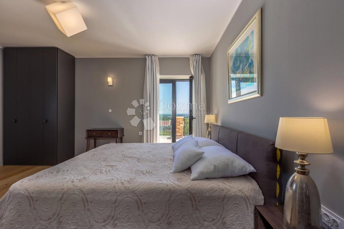 House For sale - ZADARSKA POLIČNIK