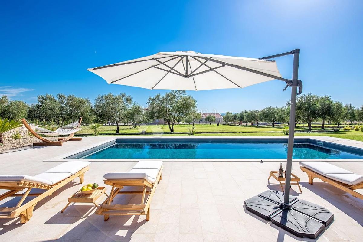 House For sale - ZADARSKA POLIČNIK