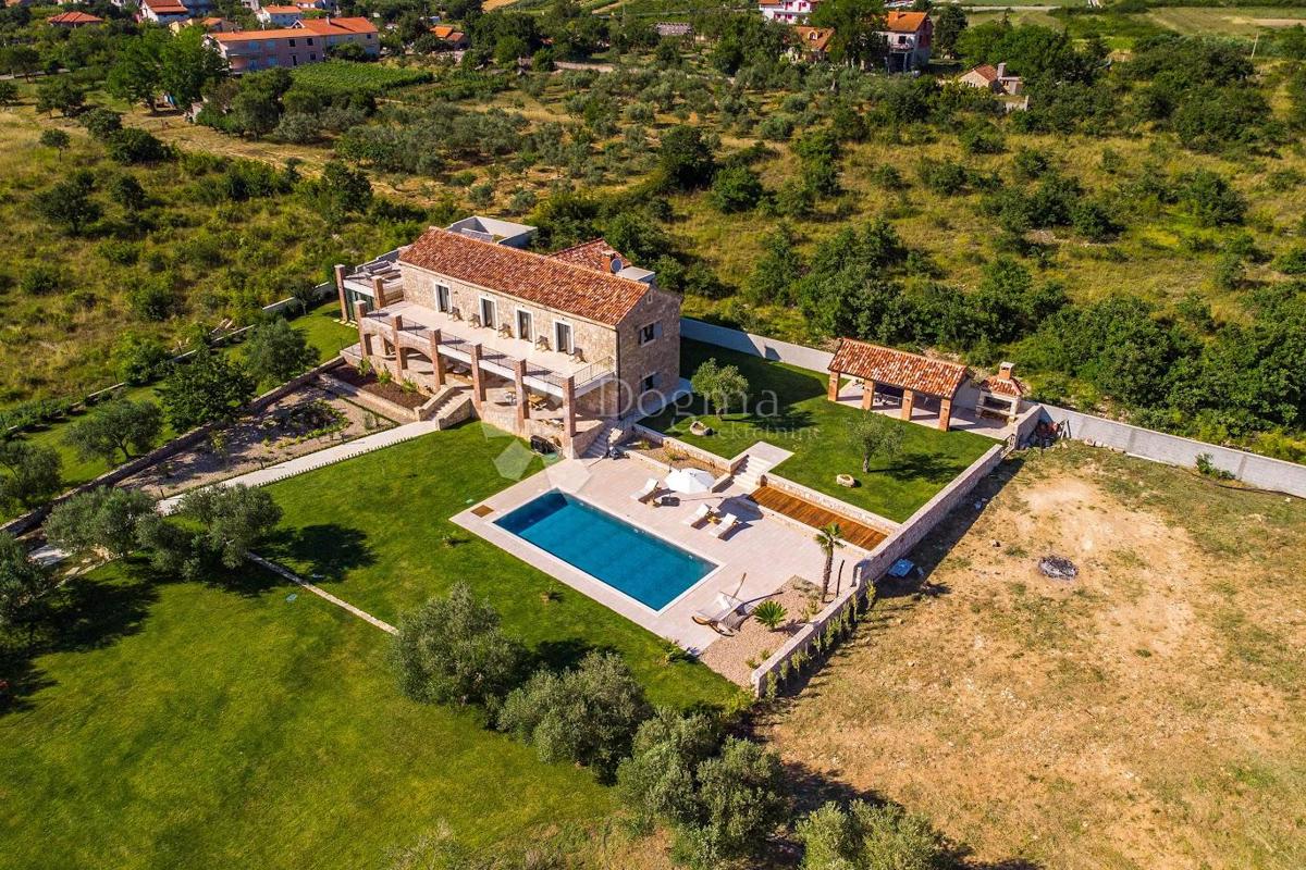 House For sale - ZADARSKA POLIČNIK
