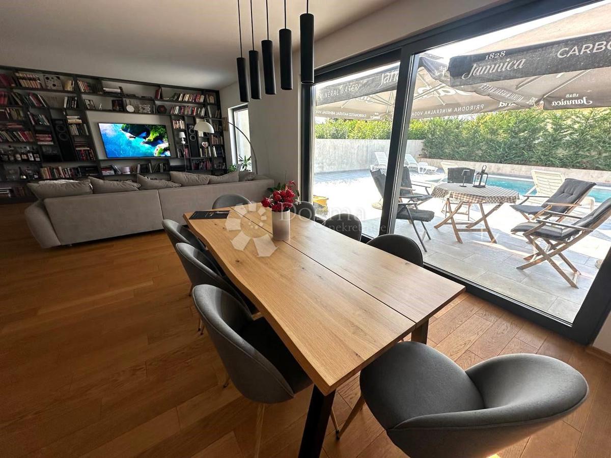 Haus Zu verkaufen - ISTARSKA BALE