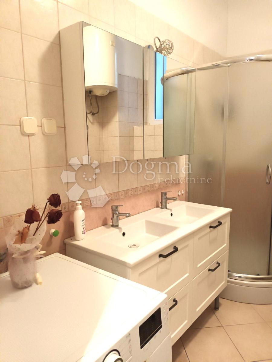 Apartma Za najem - PRIMORSKO-GORANSKA RIJEKA