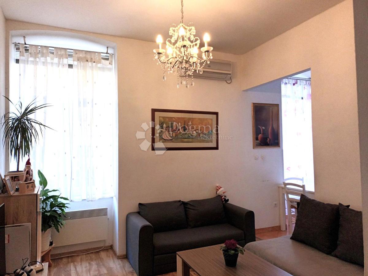 Apartma Za najem - PRIMORSKO-GORANSKA RIJEKA