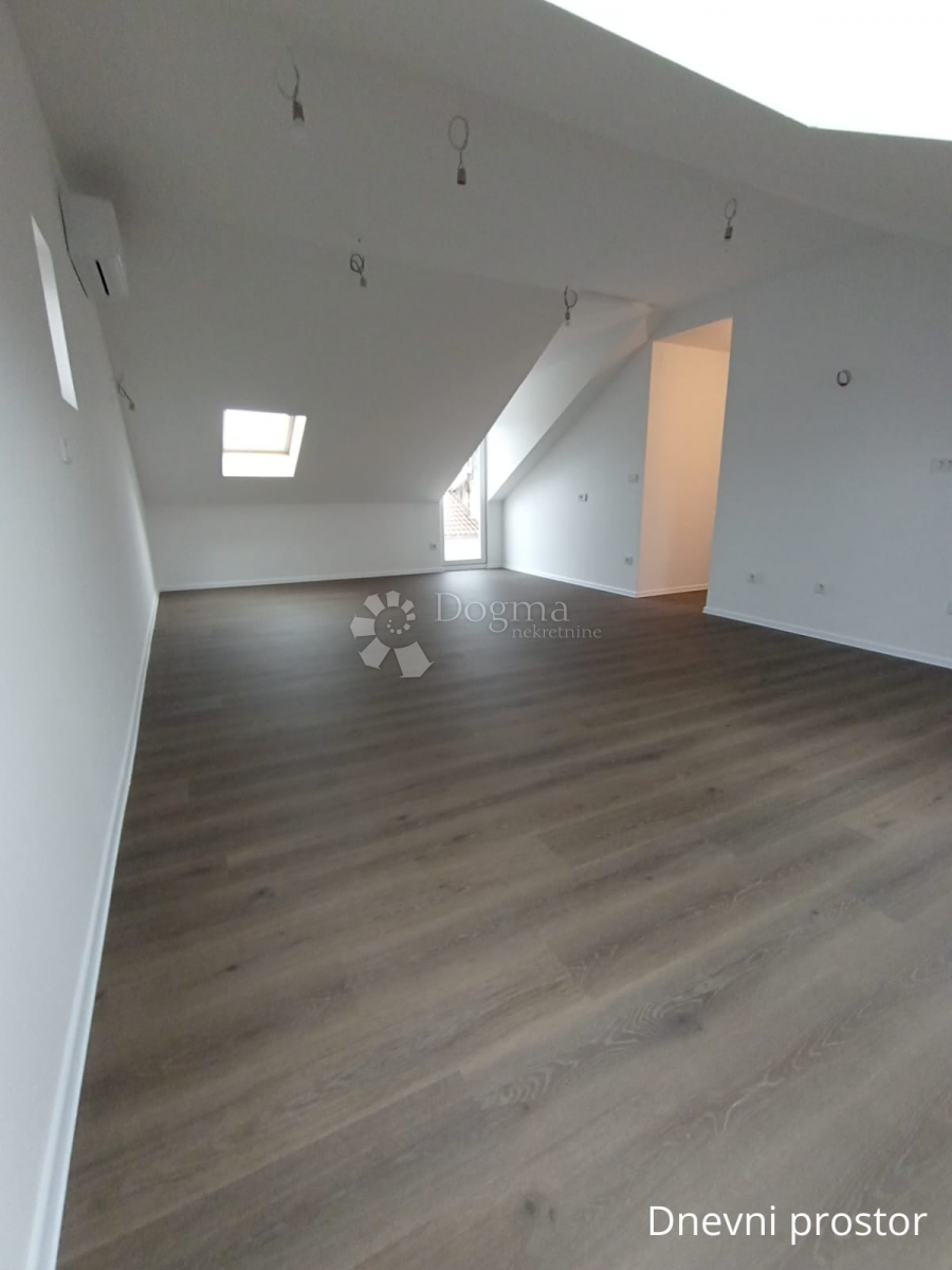 Appartement À vendre - Splitsko-dalmatinska Split - foto 1/9