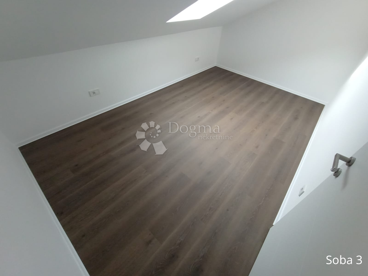 Appartement À vendre - SPLITSKO-DALMATINSKA SPLIT