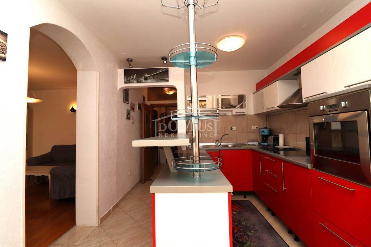 Appartement À vendre - ŠIBENSKO-KNINSKA ŠIBENIK
