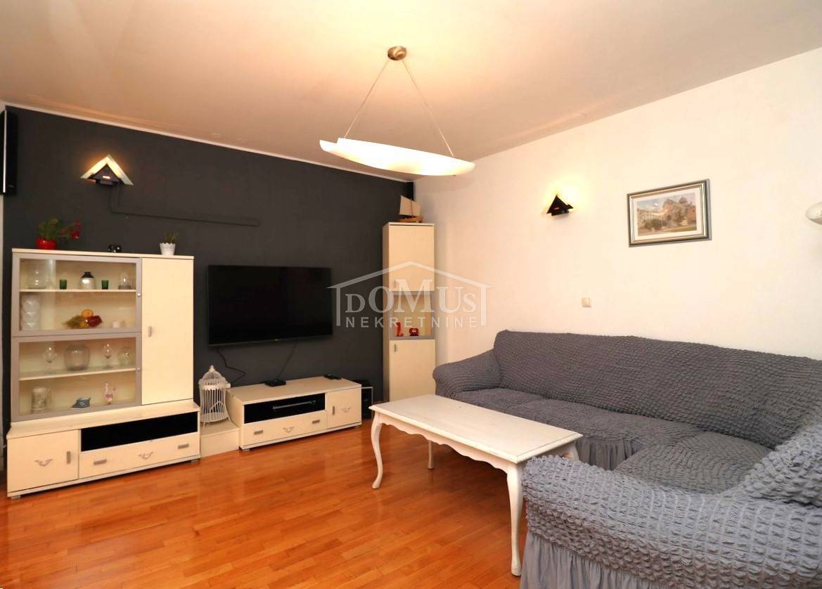 Appartement À vendre - ŠIBENSKO-KNINSKA ŠIBENIK
