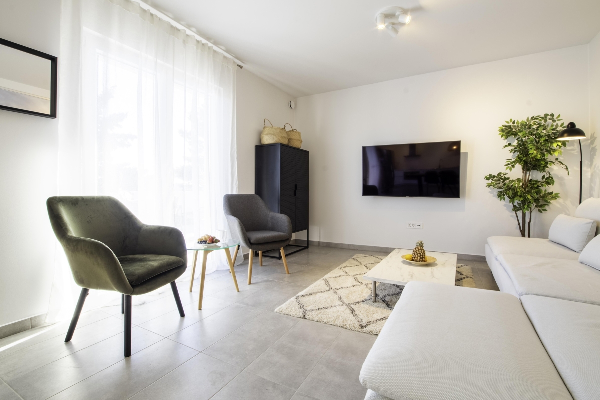 Appartamento In vendita - ŠIBENSKO-KNINSKA ROGOZNICA