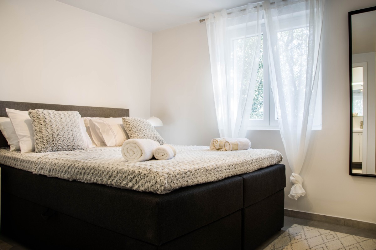 Apartma Naprodaj - ŠIBENSKO-KNINSKA Rogoznica