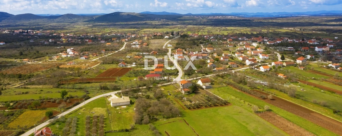 Terreno In vendita - Zadarska Benkovac - foto 1/2