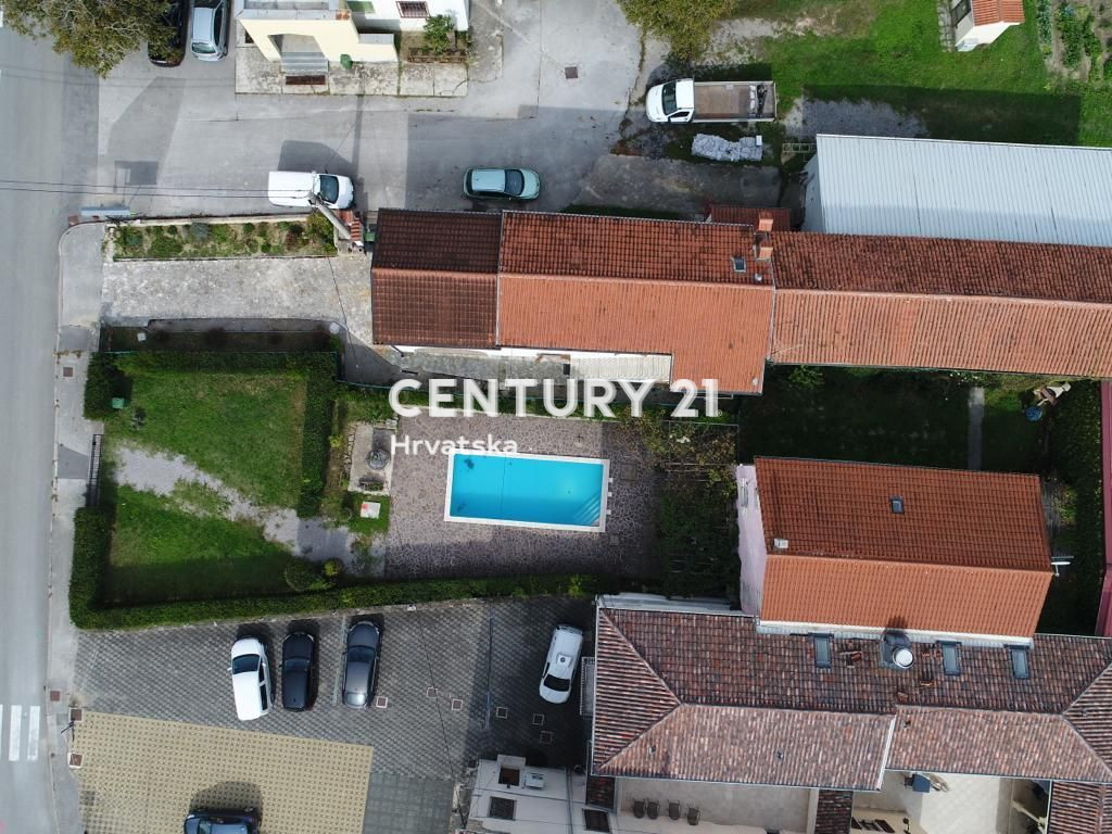 Kuća Na prodaju - ISTARSKA MOTOVUN
