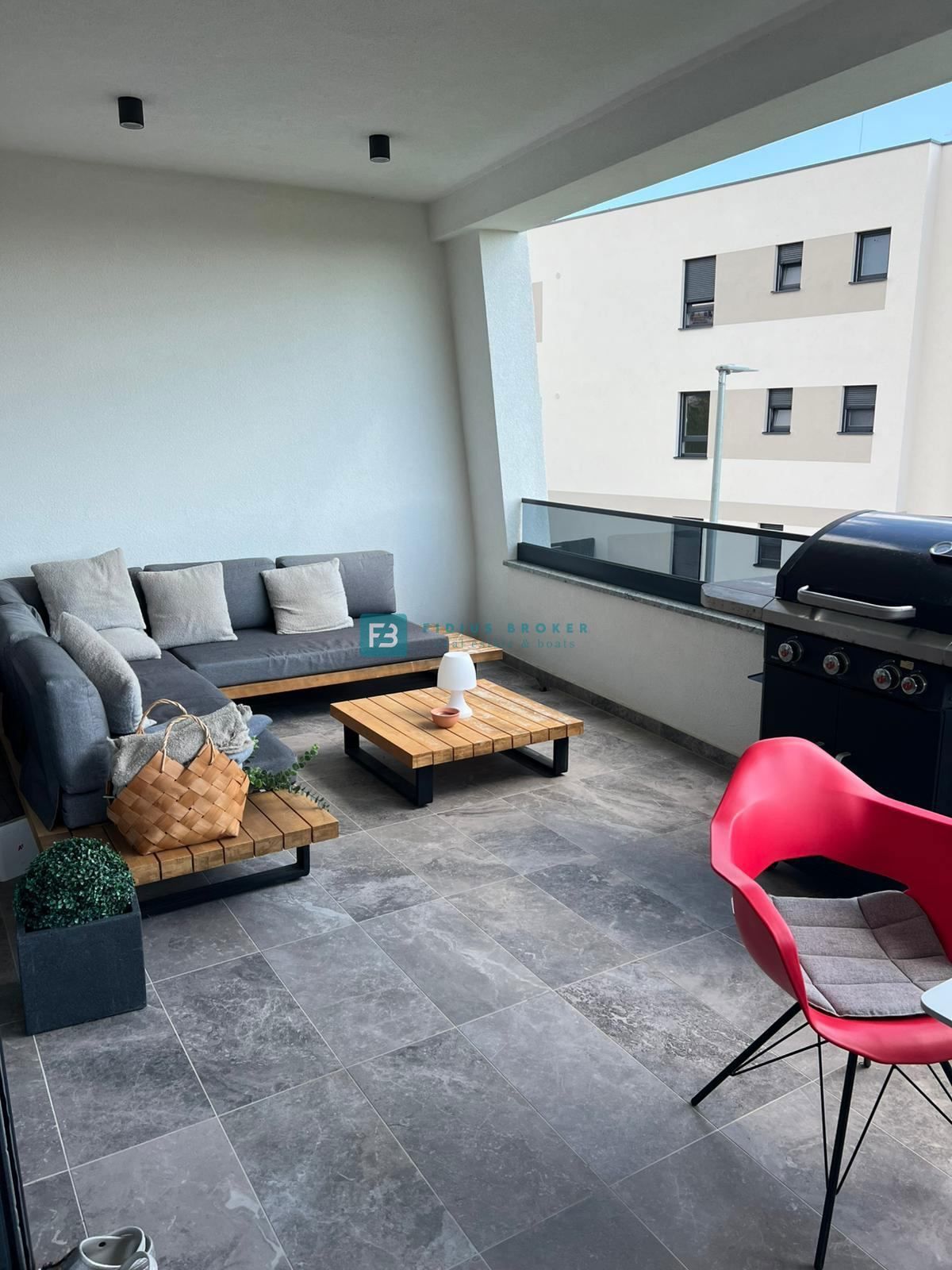 Appartement À vendre - ŠIBENSKO-KNINSKA VODICE