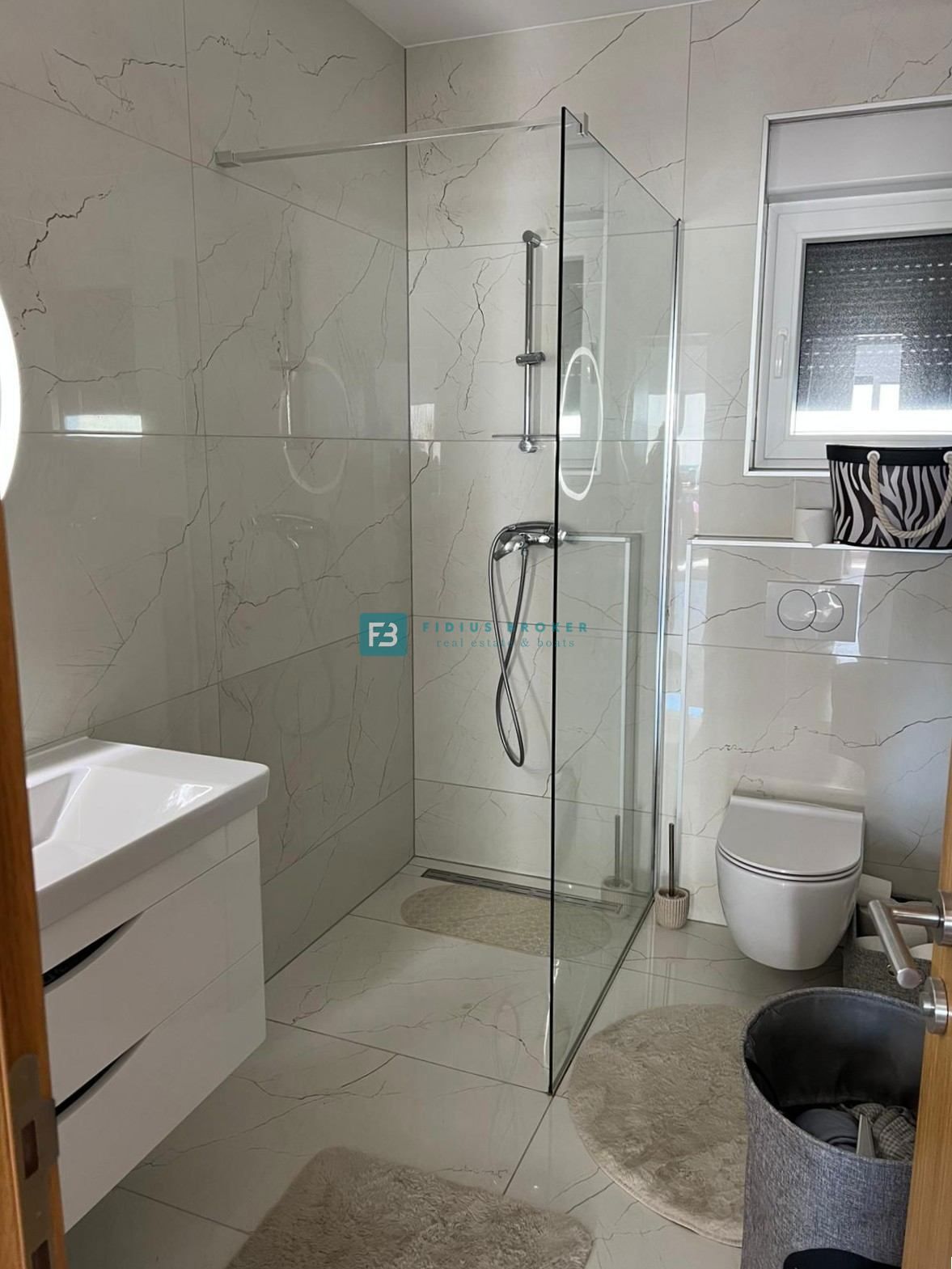 Appartement À vendre - ŠIBENSKO-KNINSKA VODICE