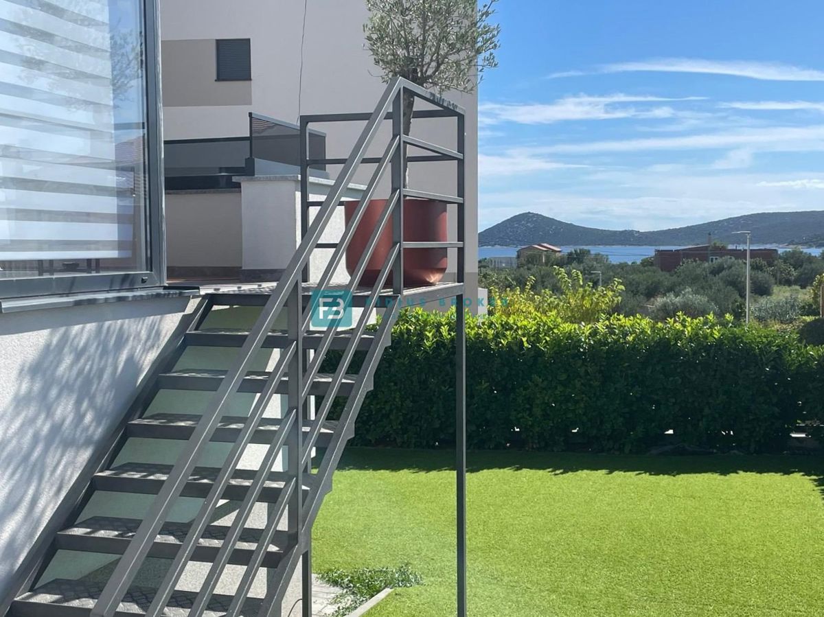 Appartement À vendre - šibensko-kninska Vodice - foto 5/35