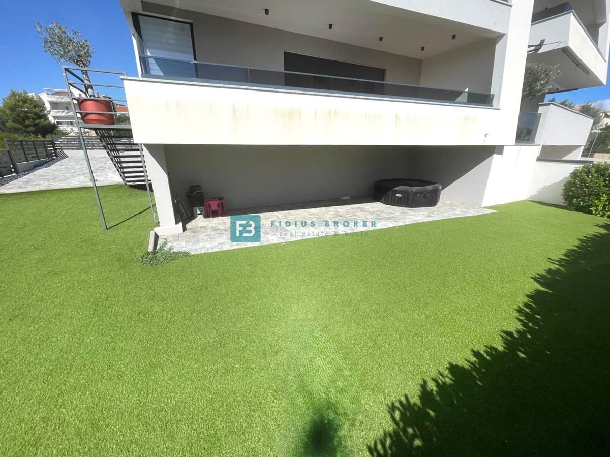 Appartement À vendre - ŠIBENSKO-KNINSKA VODICE