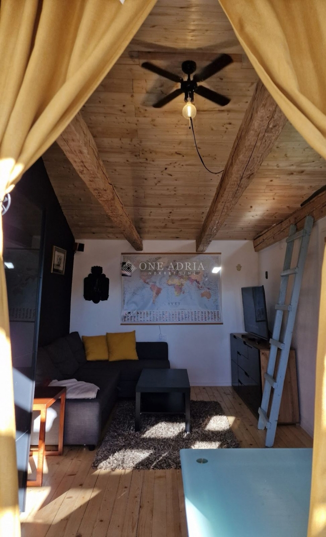 Kuća Na prodaju - PRIMORSKO-GORANSKA KOSTRENA