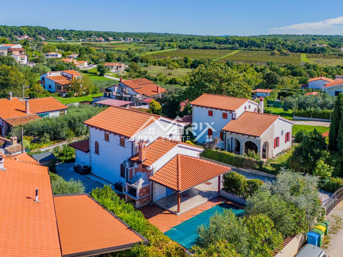 Haus Zu verkaufen - ISTARSKA POREČ