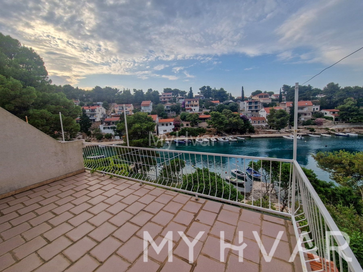 Apartmán Na prodej - SPLITSKO-DALMATINSKA JELSA