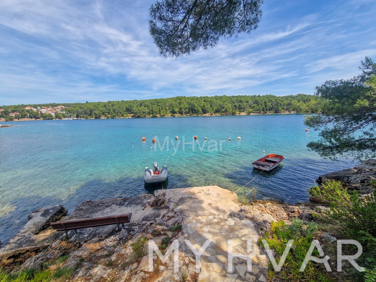Casa In vendita - SPLITSKO-DALMATINSKA JELSA