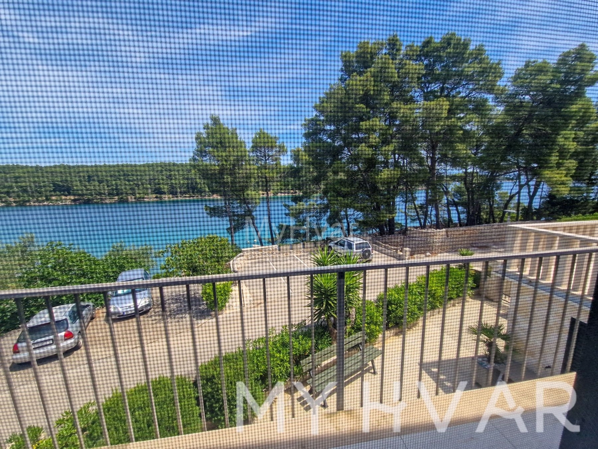 Casa In vendita - SPLITSKO-DALMATINSKA JELSA