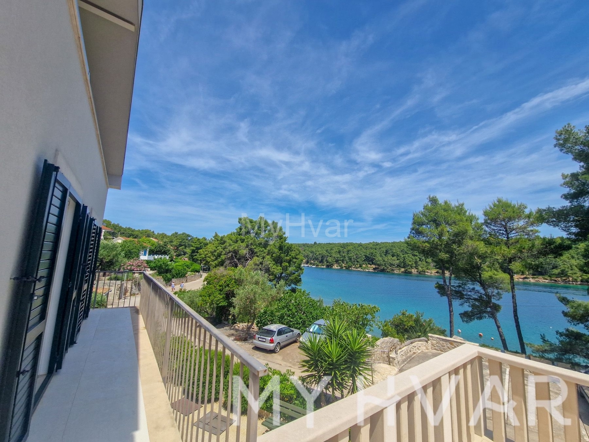 Casa In vendita - SPLITSKO-DALMATINSKA JELSA