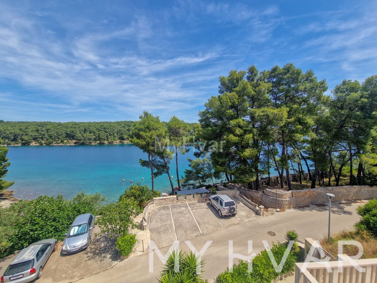 Casa In vendita - SPLITSKO-DALMATINSKA JELSA