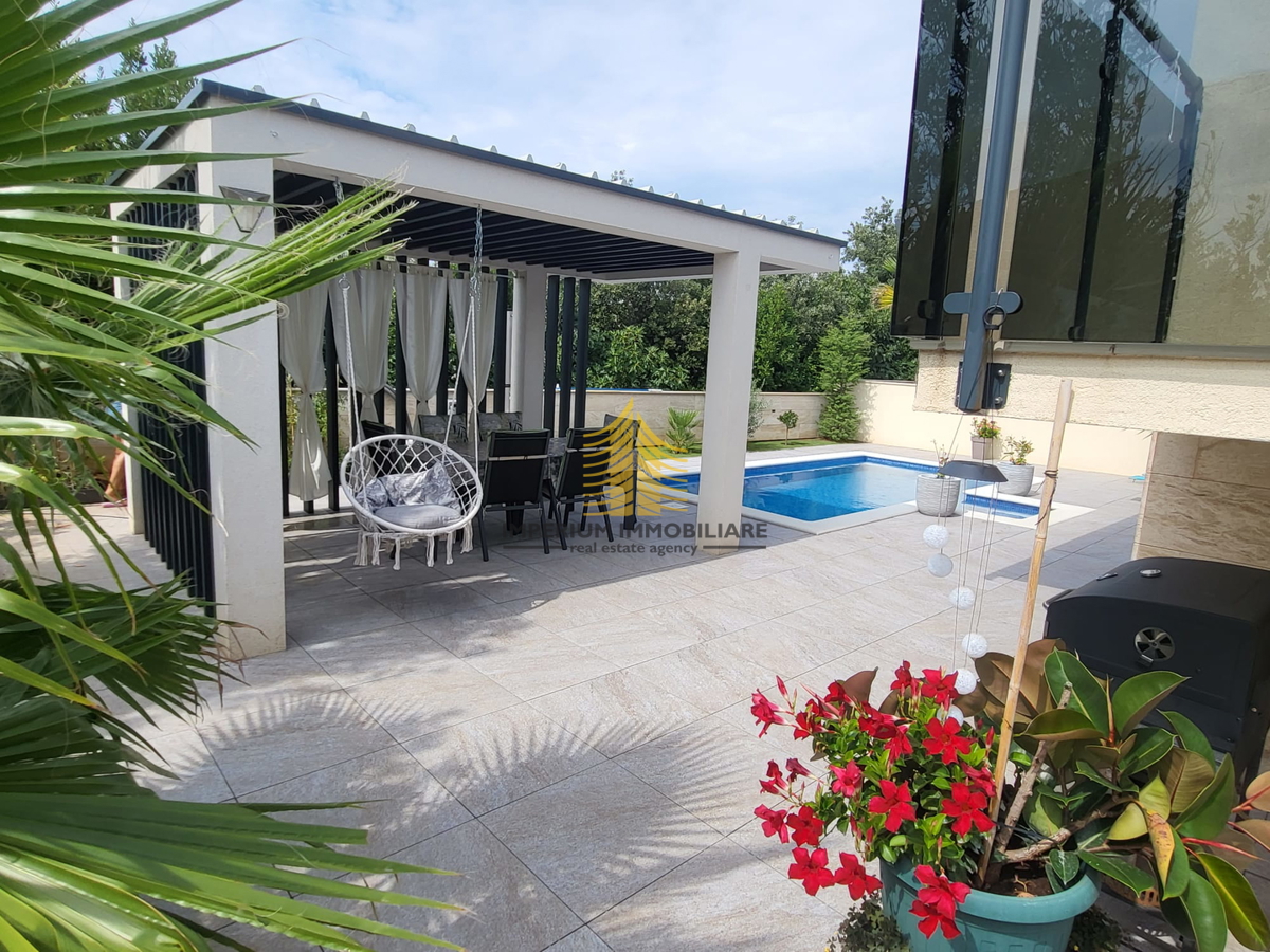 Casa In vendita - ZADARSKA VIR