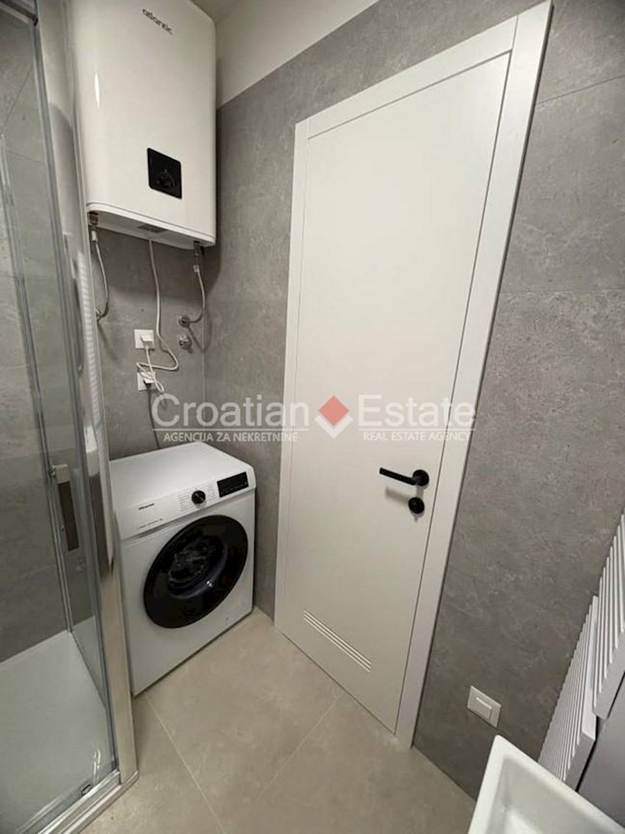 Flat For rent - SPLITSKO-DALMATINSKA SPLIT