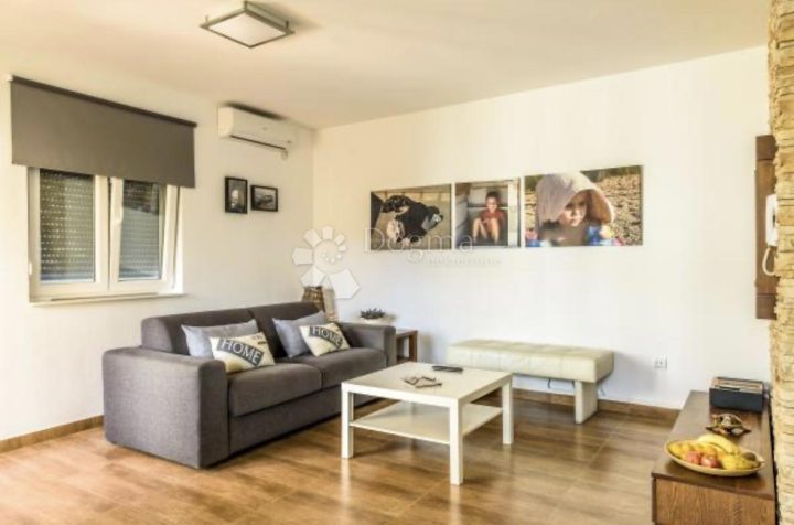 Flat for sale – Nin