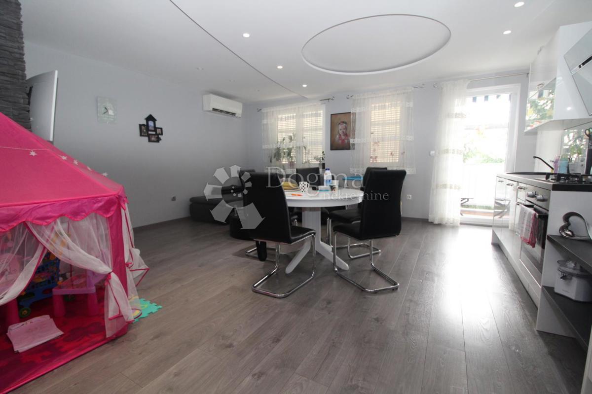 Appartement À vendre - PRIMORSKO-GORANSKA RIJEKA