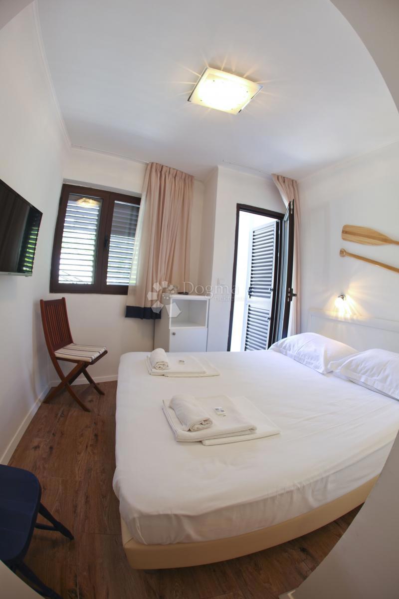 Komerčné Na predaj - SPLITSKO-DALMATINSKA PODGORA