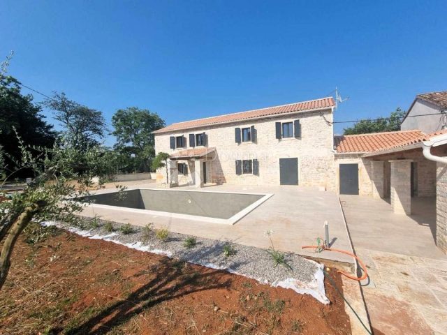 Kuća na prodaju – Barban