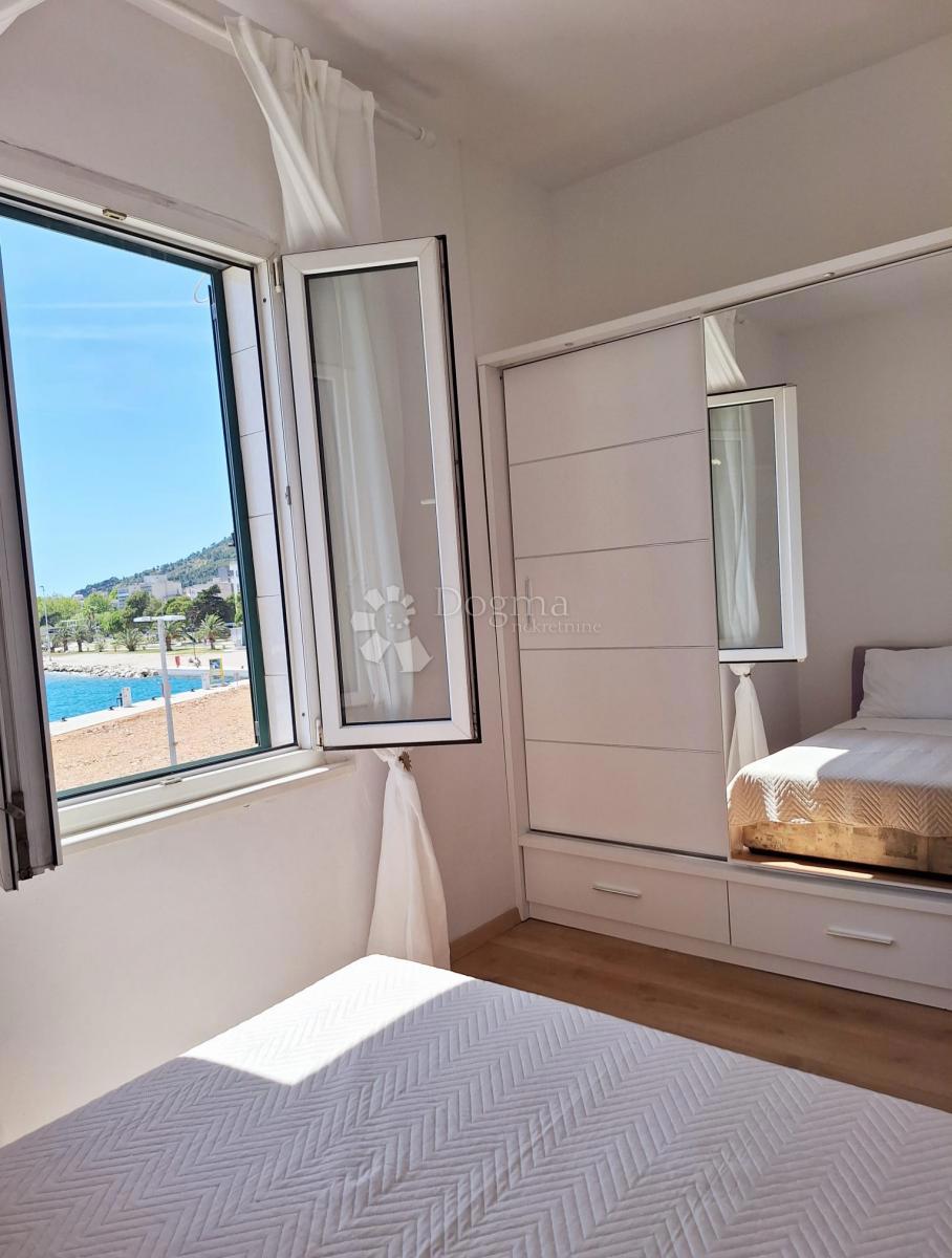 Flat For sale - SPLITSKO-DALMATINSKA OMIŠ