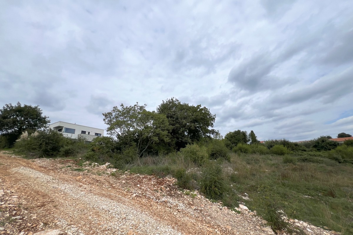 Land For sale - ISTARSKA Pula