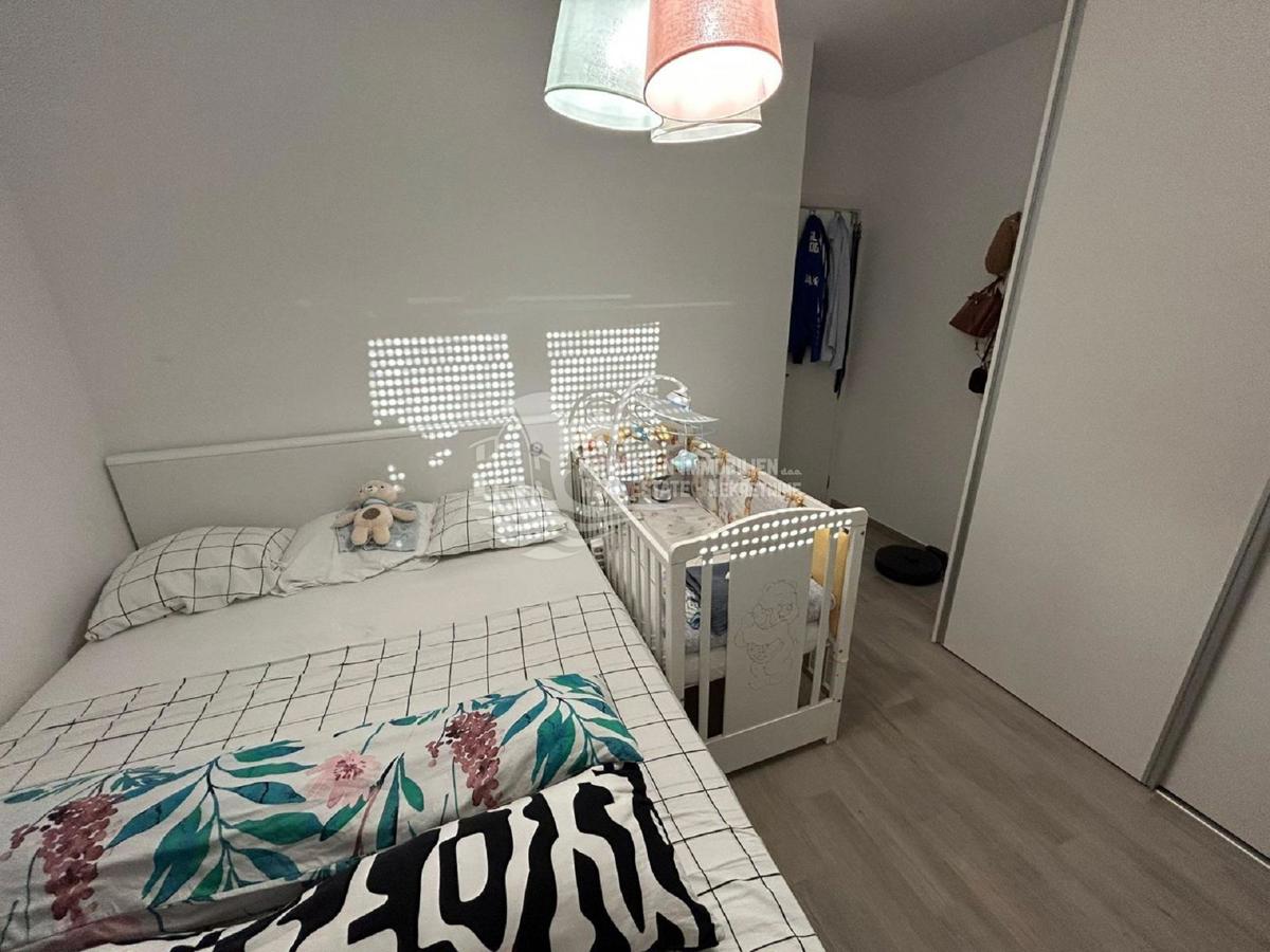 Appartement À vendre - SPLITSKO-DALMATINSKA SEGET