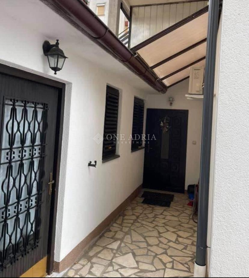 Apartma Naprodaj - PRIMORSKO-GORANSKA Rijeka