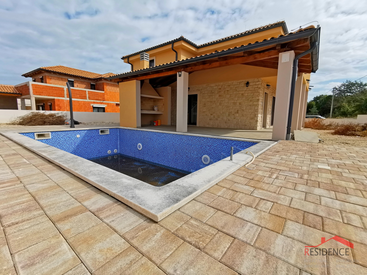 Maison À vendre - Istarska Svetvinčenat - foto 2/36