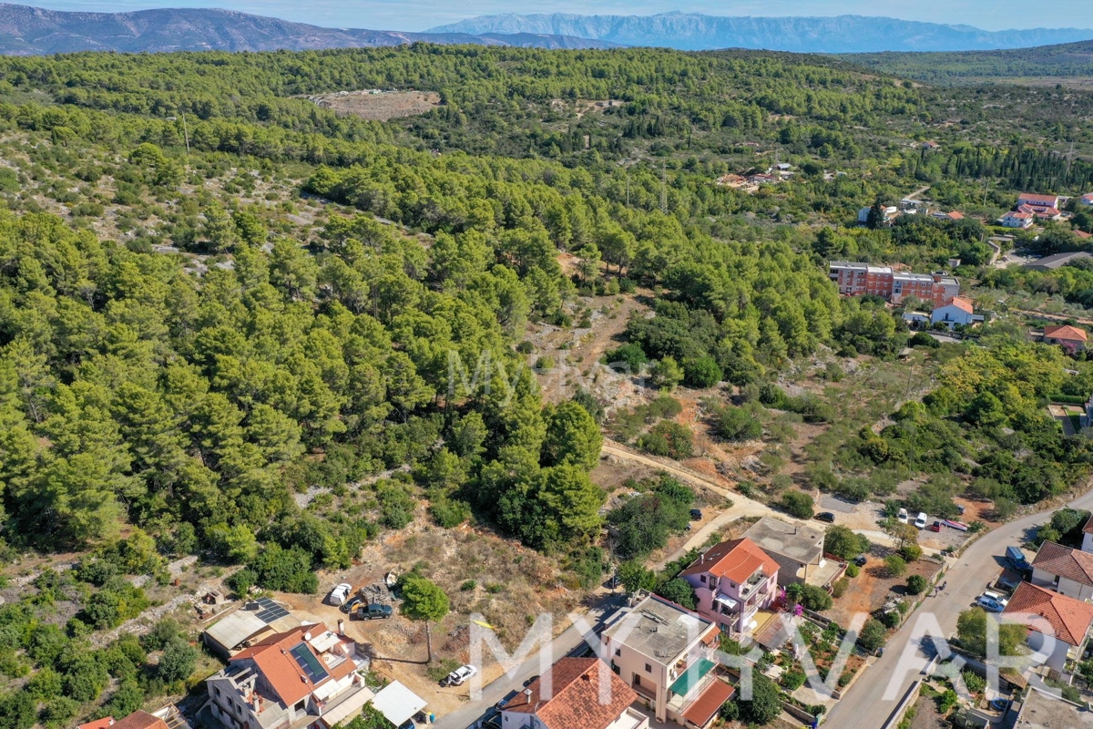 Parcela Na predaj - SPLITSKO-DALMATINSKA STARI GRAD