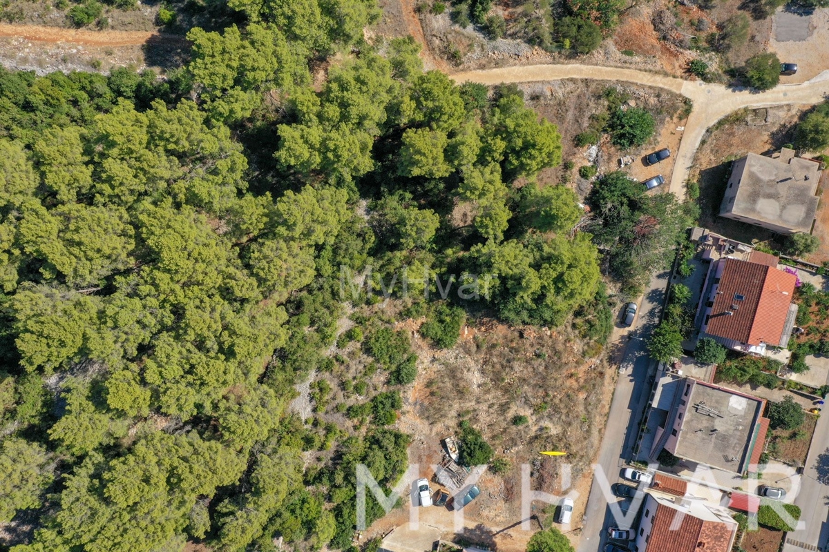 Parcela Na predaj - SPLITSKO-DALMATINSKA STARI GRAD