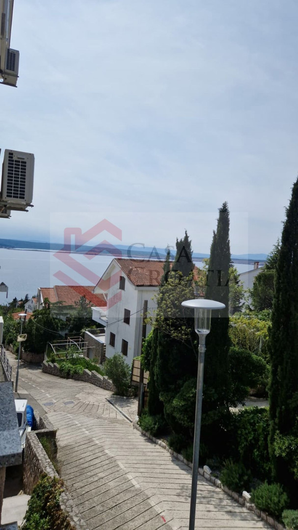 Stan Na prodaju - PRIMORSKO-GORANSKA CRIKVENICA