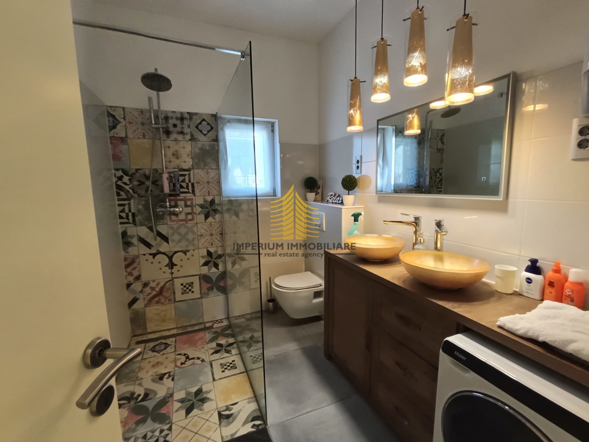 Apartma Za najem - SPLITSKO-DALMATINSKA KAŠTELA