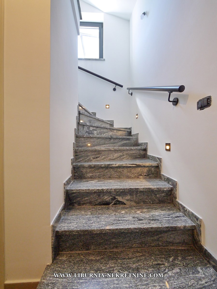 Haus Zu verkaufen - PRIMORSKO-GORANSKA KRK