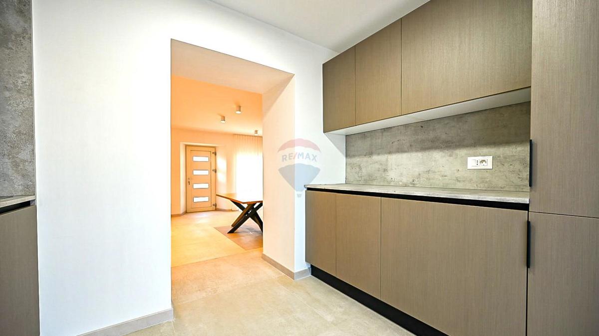 House For sale - ISTARSKA NOVIGRAD