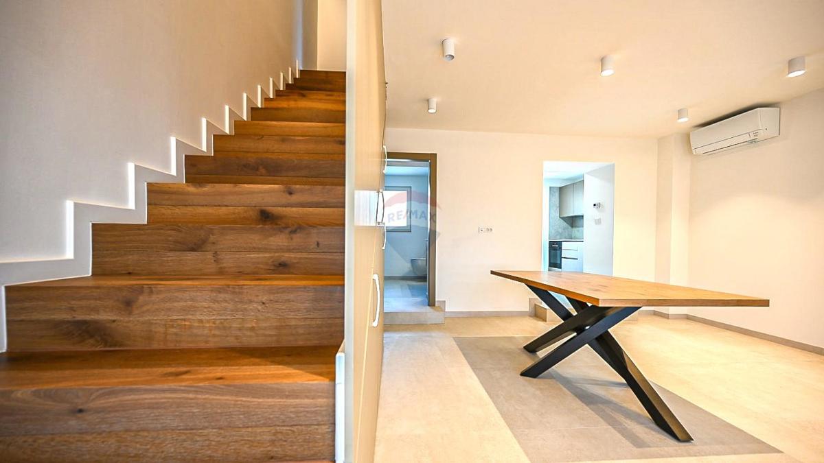 House For sale - ISTARSKA NOVIGRAD