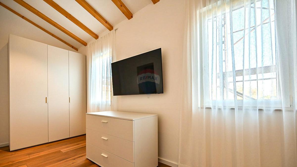 House For sale - ISTARSKA NOVIGRAD