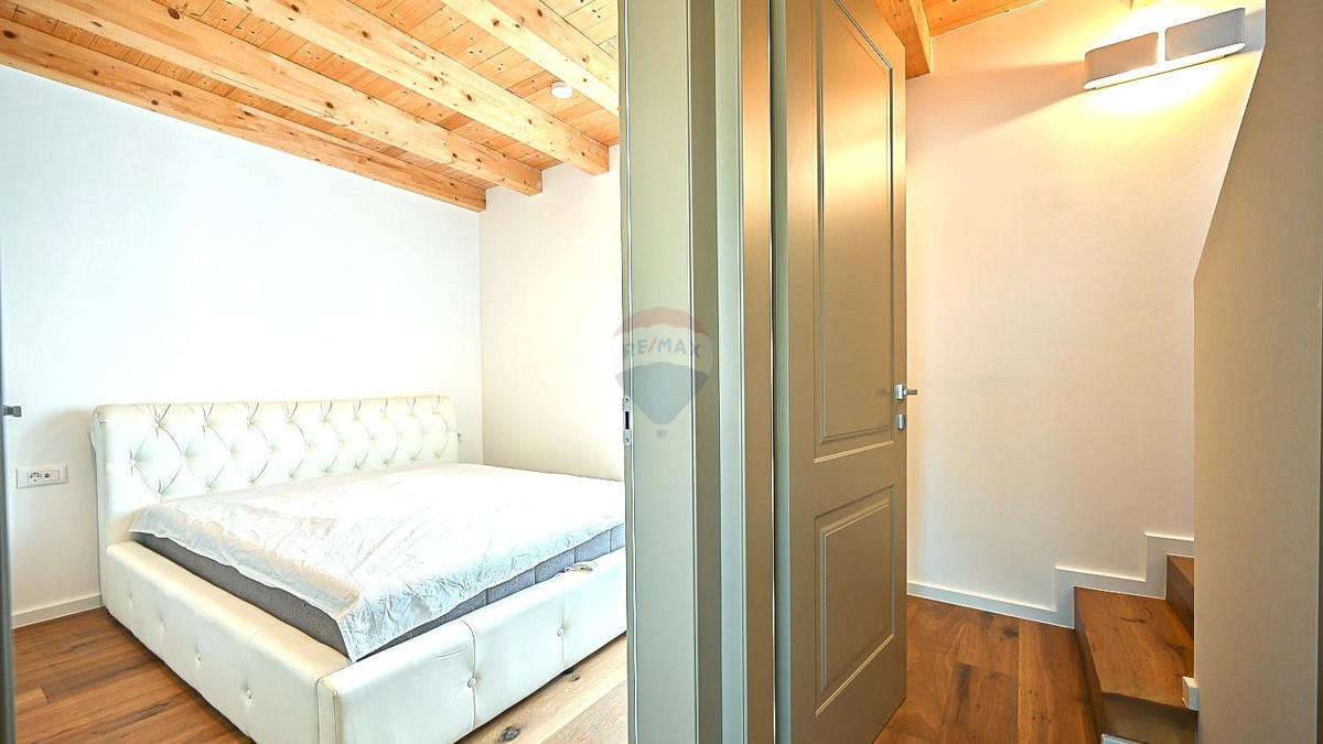 House For sale - ISTARSKA NOVIGRAD