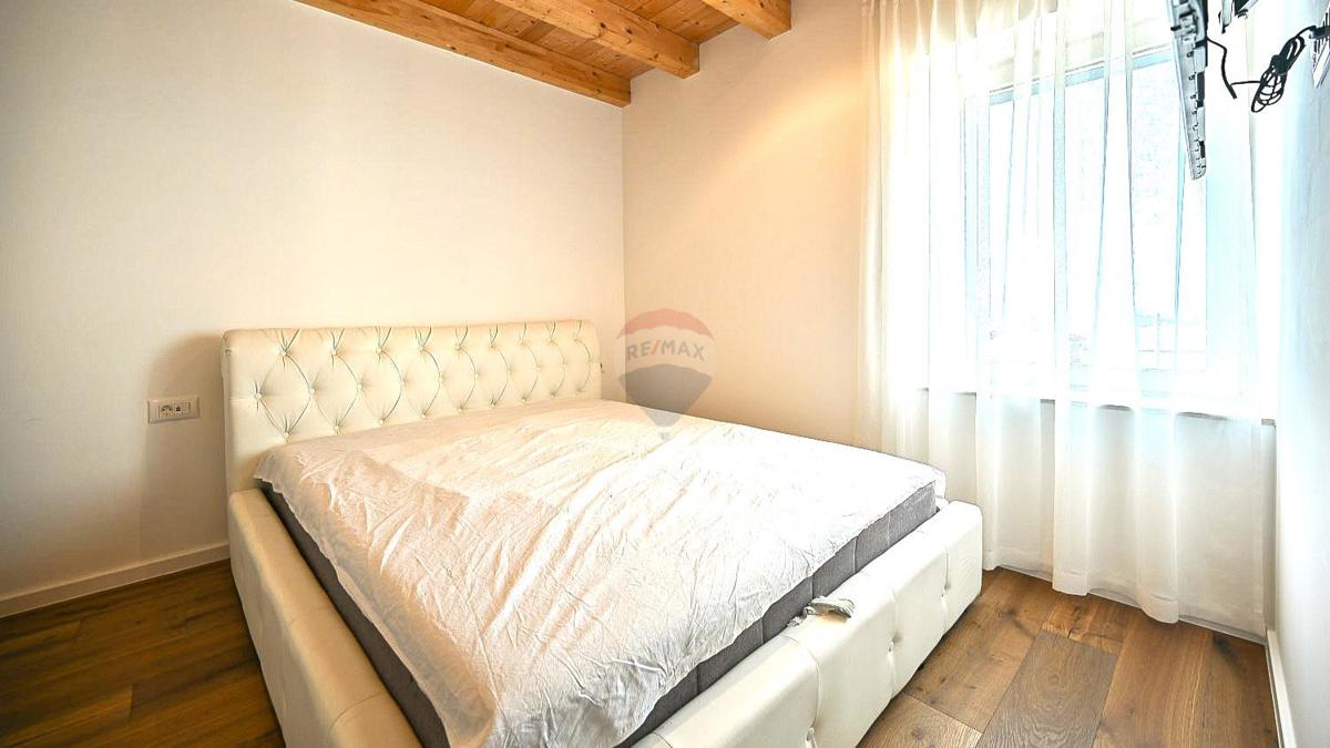 House For sale - ISTARSKA NOVIGRAD