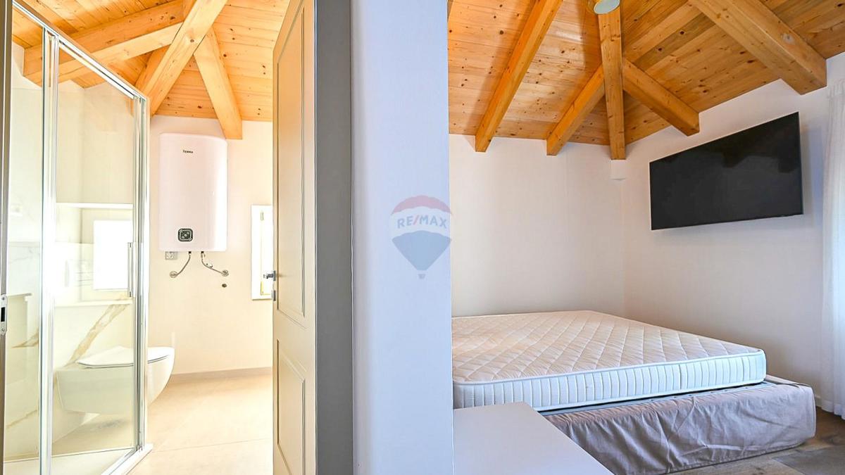 House For sale - ISTARSKA NOVIGRAD