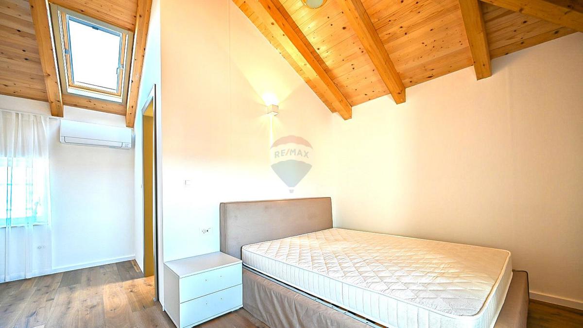House For sale - ISTARSKA NOVIGRAD