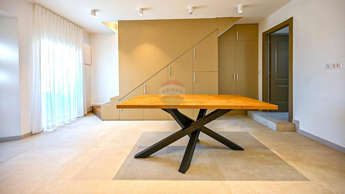 House For sale - ISTARSKA NOVIGRAD