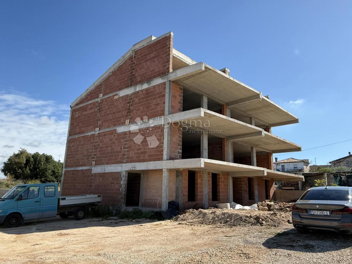 Dom Na predaj - Istarska Tar-vabriga - foto 1/11